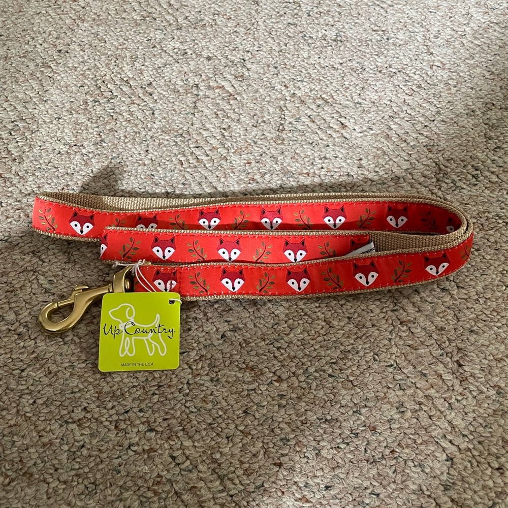 Upcountry dog leash new with tags